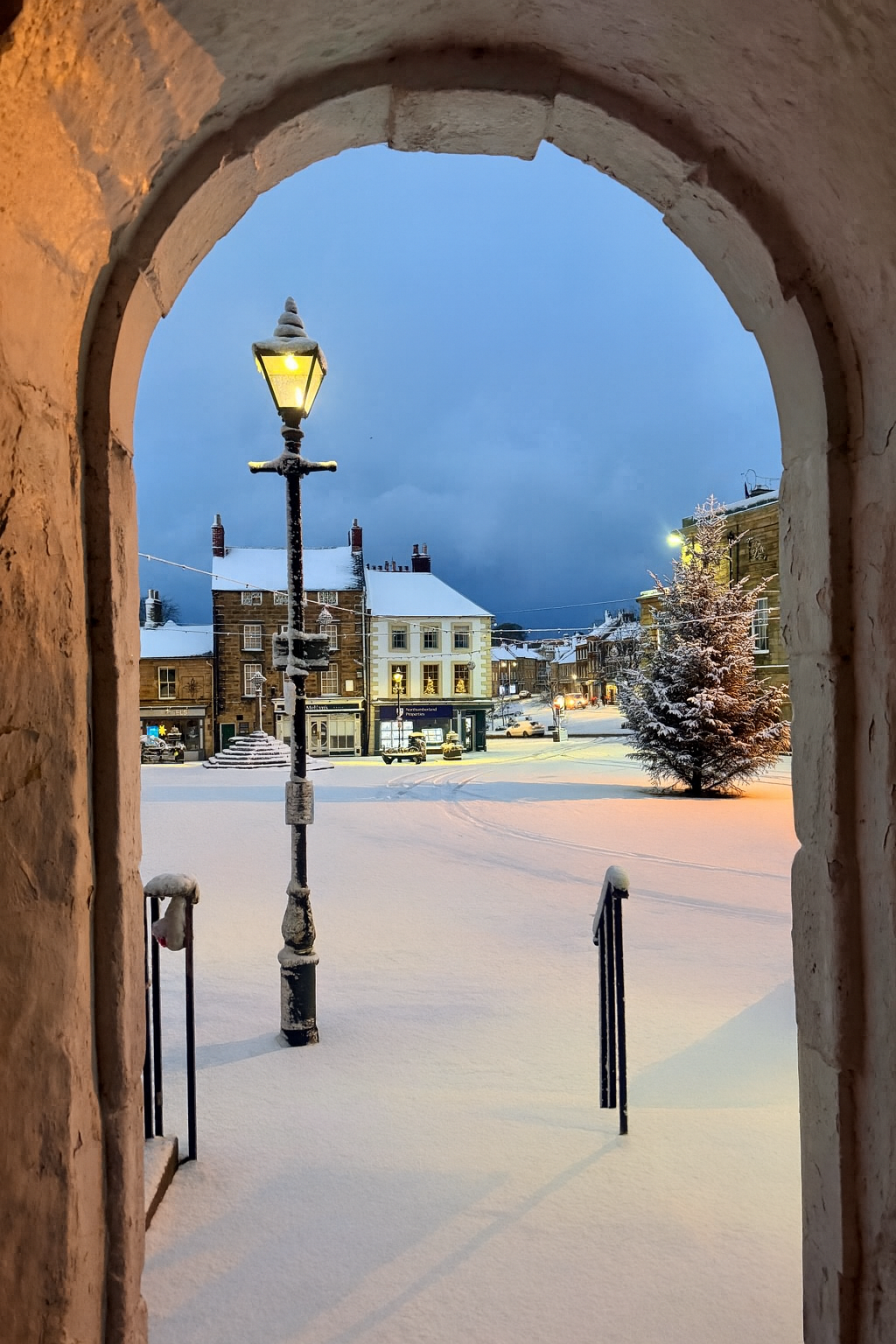 Magical Alnwick Market Place - 20th November 2025