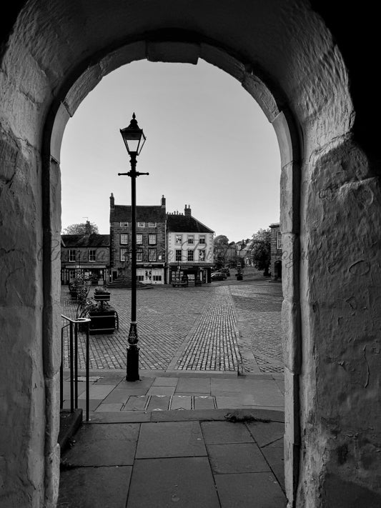 Alnwick Market Place -Sunrise (B&W)