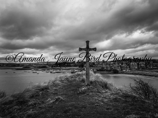 Alnmouth - Church Hill B&W